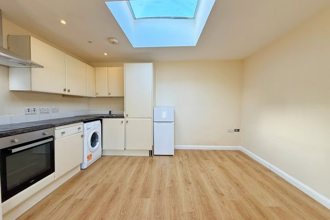 60B, Salisbury Road, West Ealing photo 4
