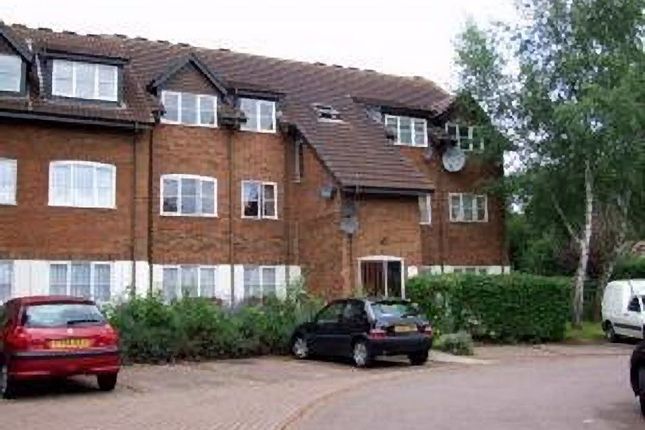 Thumbnail Maisonette to rent in Napier Court, Flamstead End Road, West Cheshunt