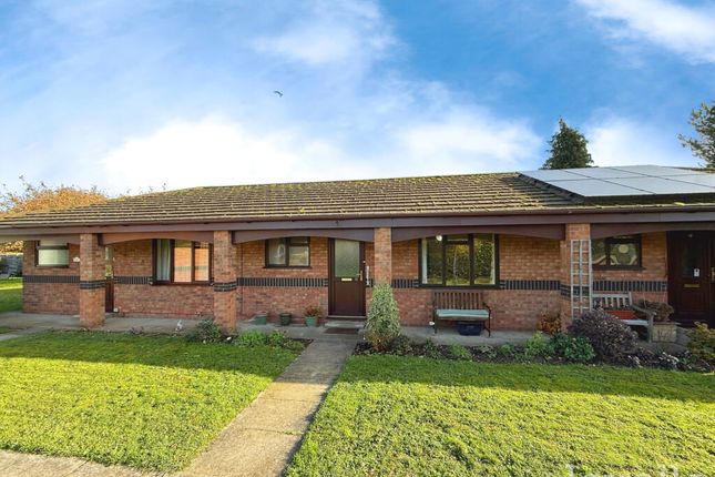 1-bed bungalow on 11, St. Claires Court, Lincoln, £65,000