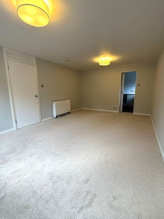 100 Clarence Gardens, Clarence Gardens, Glasgow G11 7JW, Glasgow photo 3