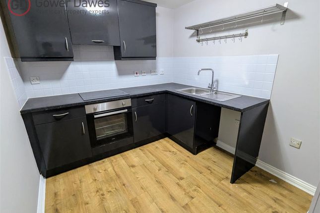 9, Riverside Heights, Tilbury photo 2