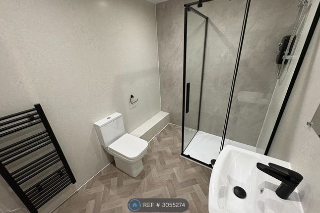 Flat, A Liscard Way, Wallasey photo 2