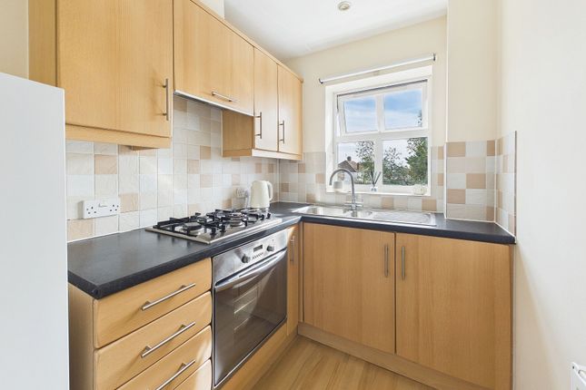Flat 5, Vincent Court, Ruislip photo 2