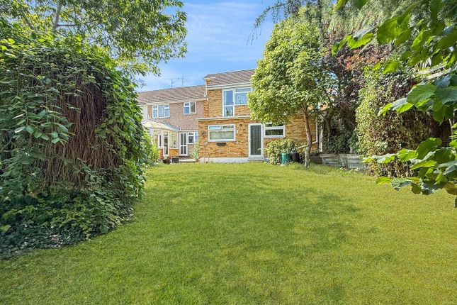 10, Strudwick Close, Braintree photo 2