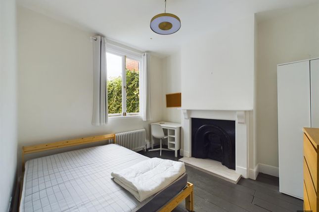 4, Cavendish Road, Exeter photo 4