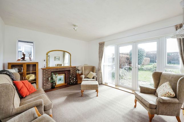 Detached bungalow for sale in Ferniefields, High Wycombe