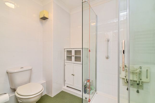 37, Brielen Court, Nottingham photo 4