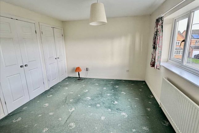 12, Suffolk Close, Wednesfield photo 5