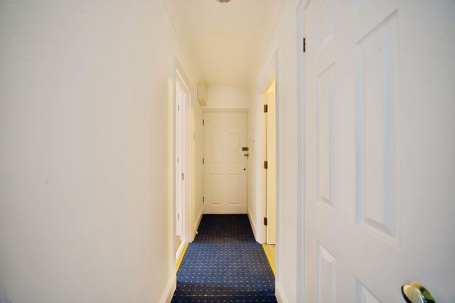 Flat 17/Ashwood Court, 6 Wembley Park Drive, Wembley photo 2
