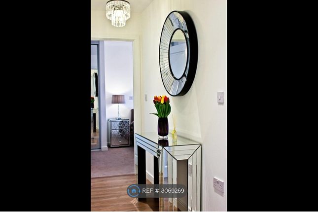 Flat, Kingston Road, London photo 4