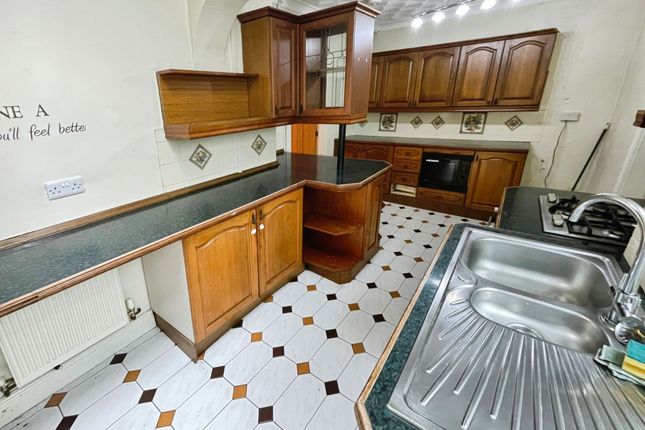 5 Station Road, Port Talbot photo 4