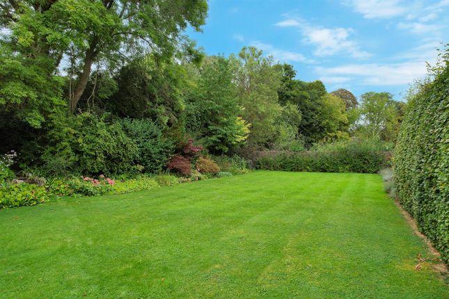Country house for sale in Park Cottages, Church Road, Snitterfield, Stratford-Upon-Avon