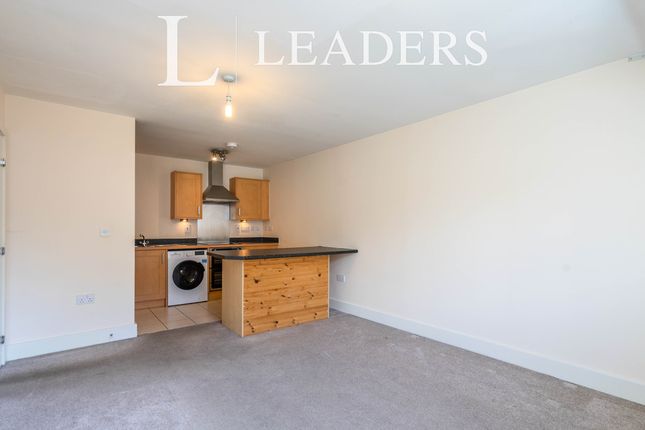 Apt 25, Woodcote House, Haywards Heath photo 4