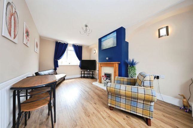 2, Clensmore Street, Kidderminster photo 3