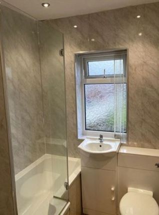 212, Station Road, Bamber Bridge photo 5