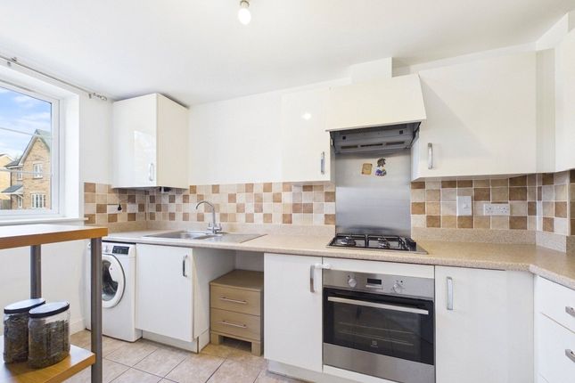 17, John Liddell Way, Hampshire photo 4