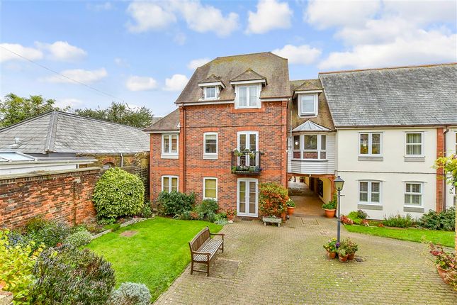 1-bed flat on Middle Row, Faversham, £105,500