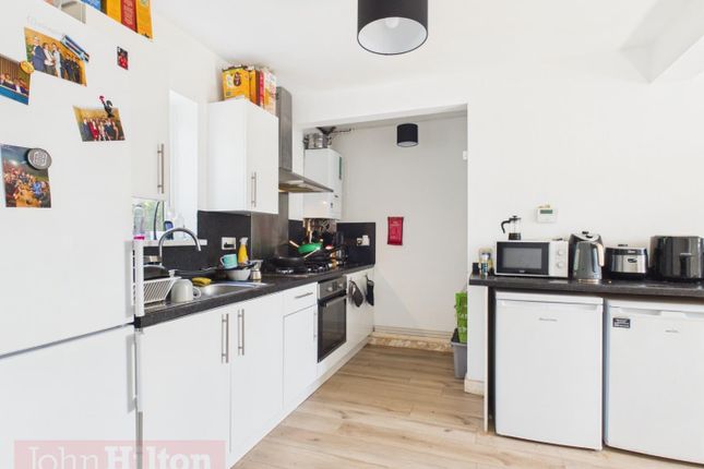 8, Horton Road, Brighton photo 4