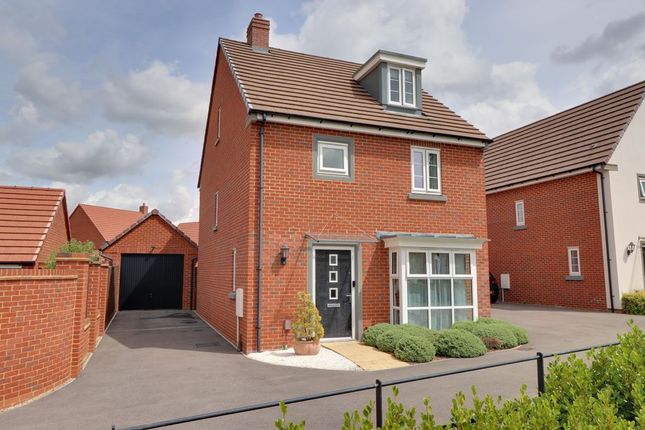 4 bed detached house for sale in Munday Way, Basingstoke RG24