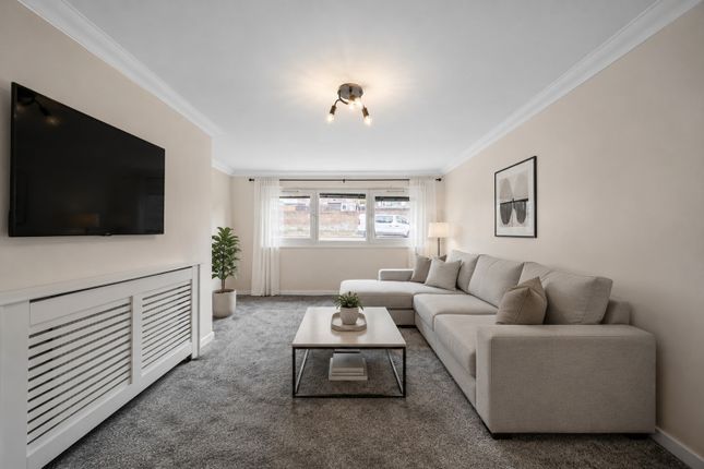 45 Ifield Way, Gravesend, Kent photo 4