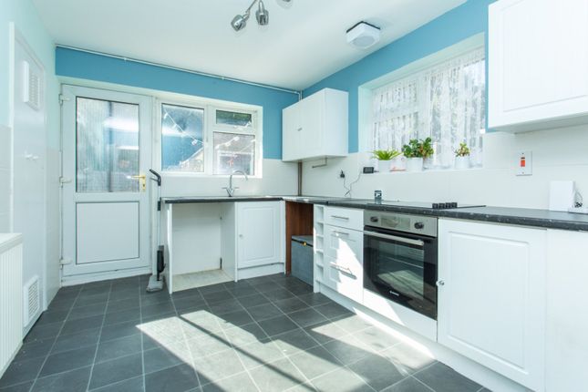 37, Cherry Gardens, Herne Bay photo 3