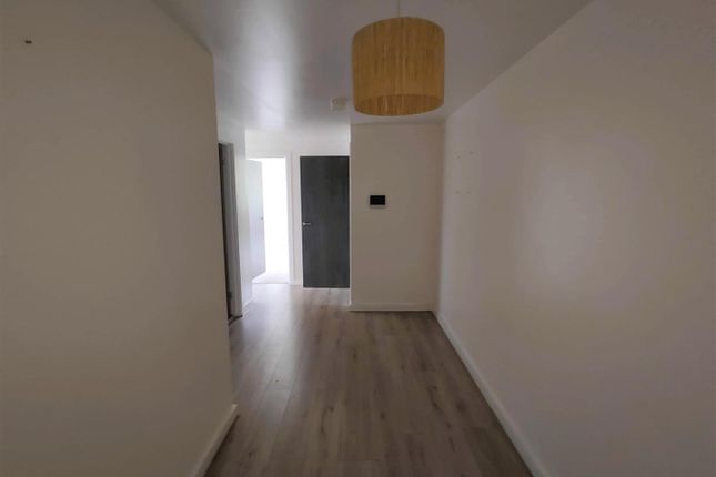 Apartment 116 Conditioning House, Cape Street, Bradford photo 3