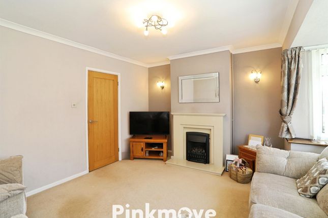 5, Cefn Court, Newport photo 2