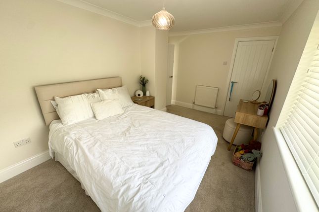 66, Conrad Road, Plymouth photo 5