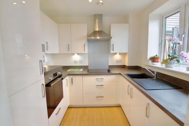 Flat for sale in Island View, Basingstoke