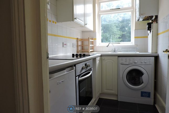 Flat, Sandford Road, Bromley photo 3