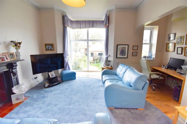 Town house for sale in Southside, Picton Road, Tenby