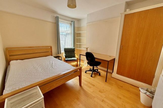 23, Stangray Avenue, Plymouth photo 3