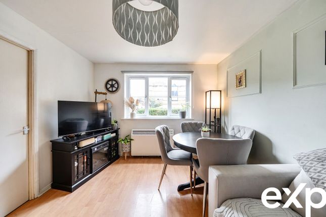 1, Watkin Mews, Enfield photo 4
