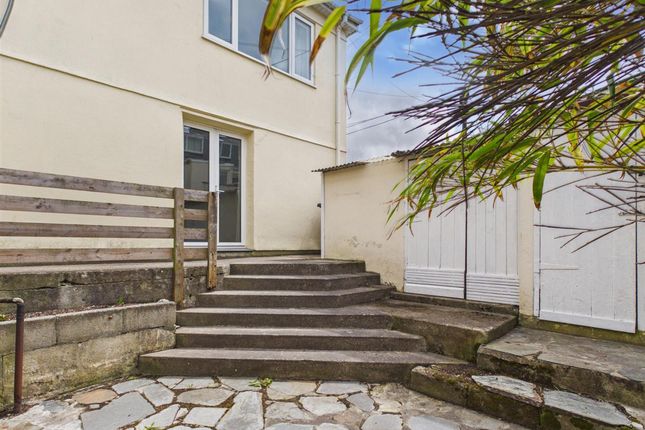 6 Pentrevah Court 50-52 Tower Road, Newquay photo 3