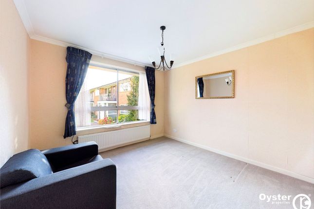 Flat for sale in Gleneagles, Stanmore