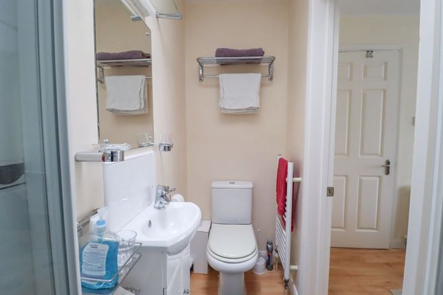 Room to rent in South View Road, Benfleet