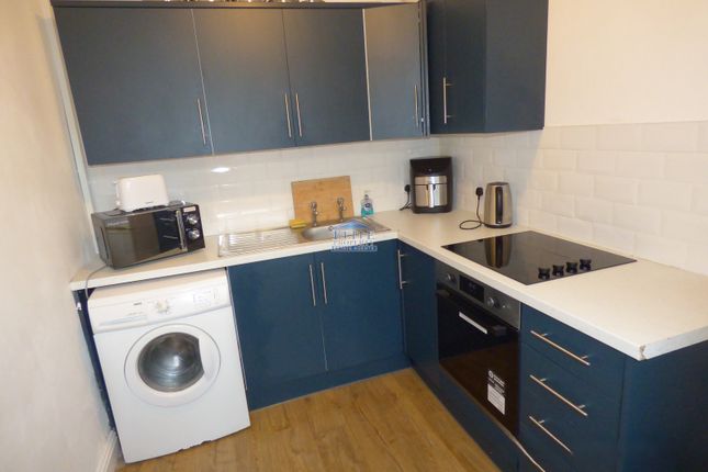 25, Vale View Terrace, Bridgend photo 2