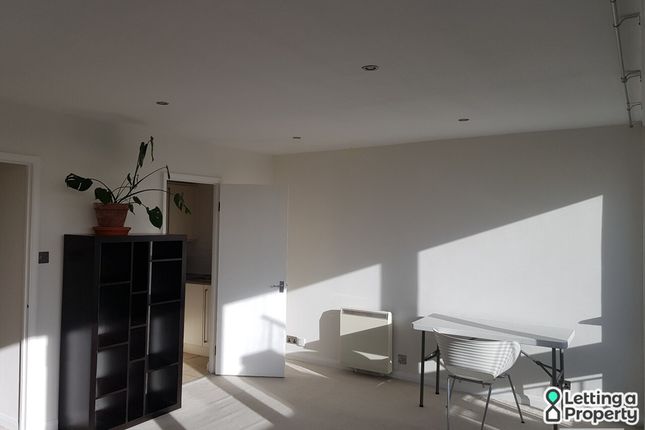 Thumbnail Flat to rent in York House, Richmond