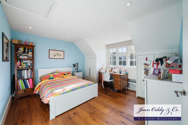 Semi-detached house to rent in Springfield Road, London