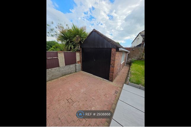 Twyford Close, Swinton, Mexborough photo 3