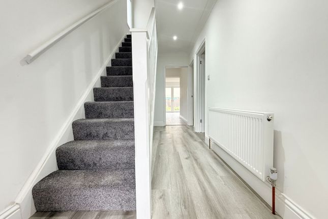 11 Scrapsgate Road, Sheerness photo 3