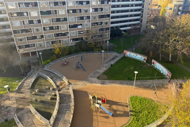 Flat 55, Redington House, Priory Green, London photo 3