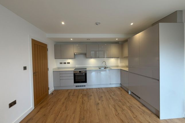 Flat 114, Westbrook Mills, Godalming photo 4