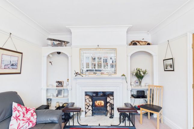 16, Mulgrave Road, Whitby photo 2