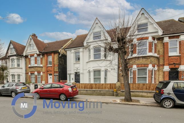 Flat to rent in Bensham Lane, Thornton Heath, Surrey