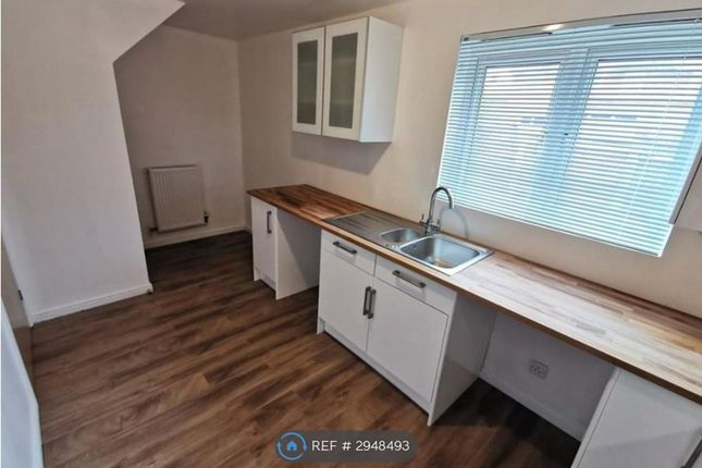 Cavalier Close, Bridgwater photo 5