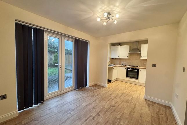 1, Gibson Close, Loughborough photo 2
