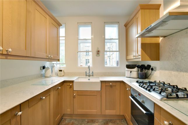 9, The Lawns, Blackheath photo 4