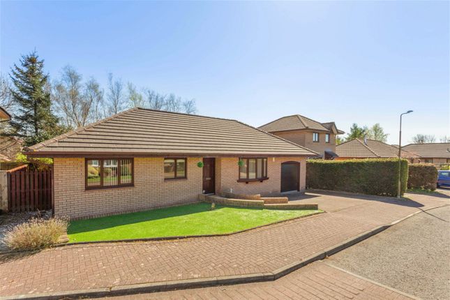 Thumbnail Bungalow for sale in Lyefield Place, Livingston