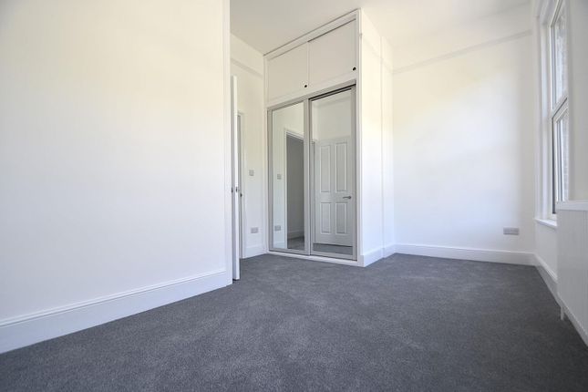 Flat 2, 4 Trinity Road, Ventnor photo 5